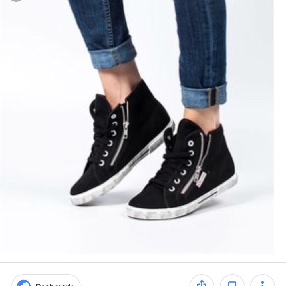 Superga Canvas high top sneakers sz 5.5